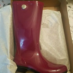 UGG Rainboot
